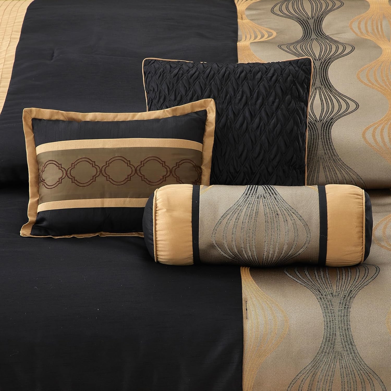 LANCO MODERN LIFESTYLE King Comforter Set, Black Gold, 7 Pieces Bed in a Bag, Ultra Soft Jacquard with Solid Piecework, Luxury Bed Set with Comforters, Bed Skirt, Pillow Shams and Decorative Pillows